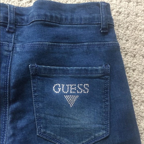 Guess Jeans - Picture 3 of 8